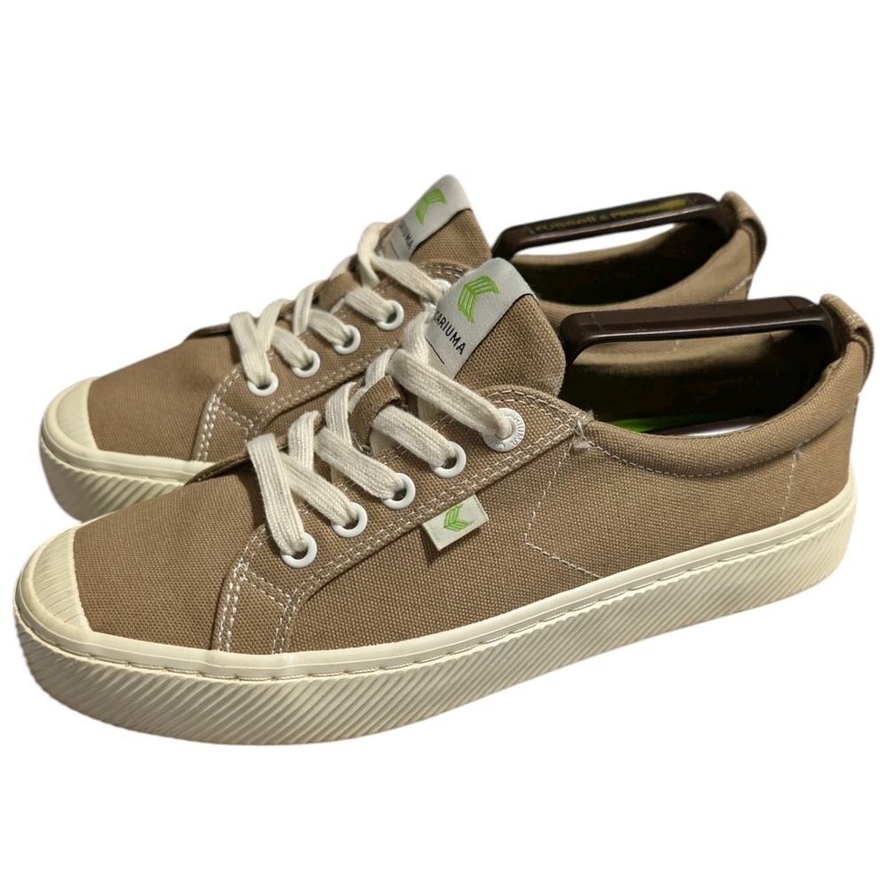 Cariuma OCA Low Sneakers Womens 7.5 Tan Beige Canvas Casual Shoes 100103N06W075